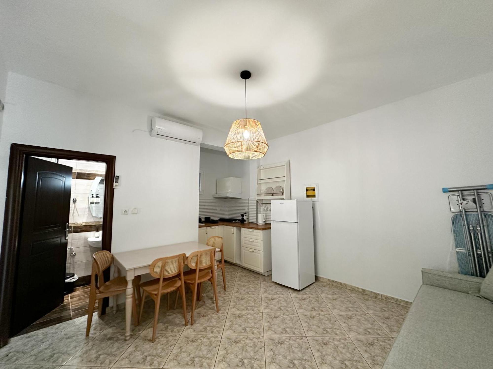 Petra Mare Apartments Alikí エクステリア 写真